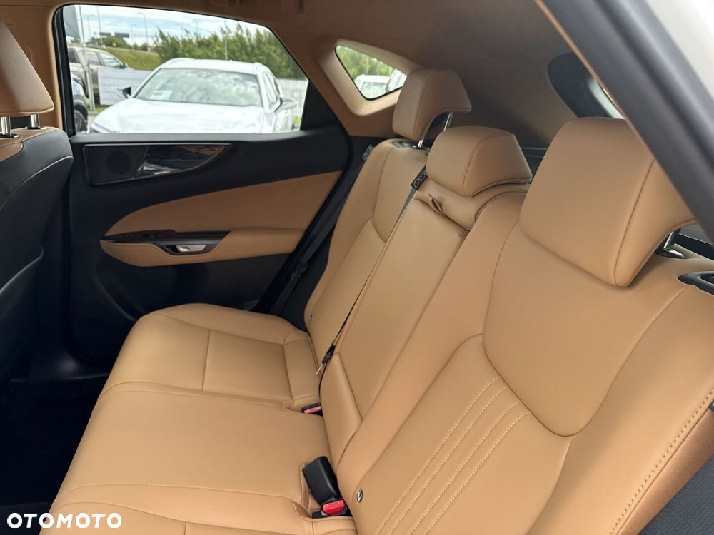 Lexus NX 350h Prestige 2WD - 12