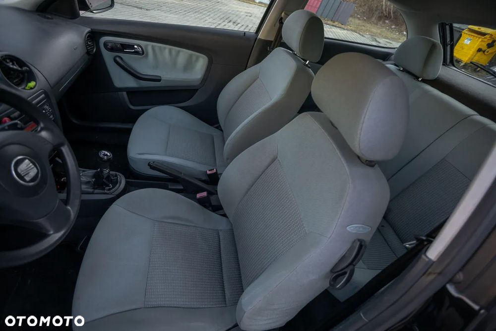 Seat Ibiza 1.4 16V Stylance - 14