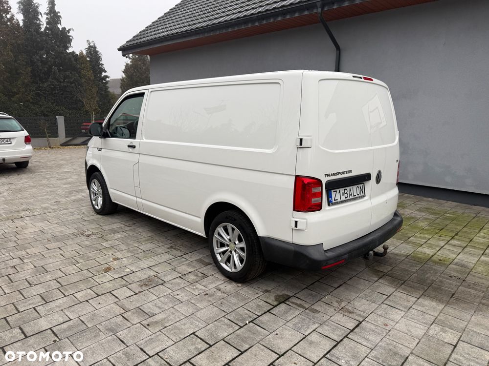 Volkswagen Transporter - 3