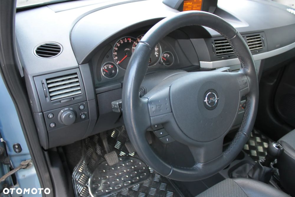 Opel Meriva - 26