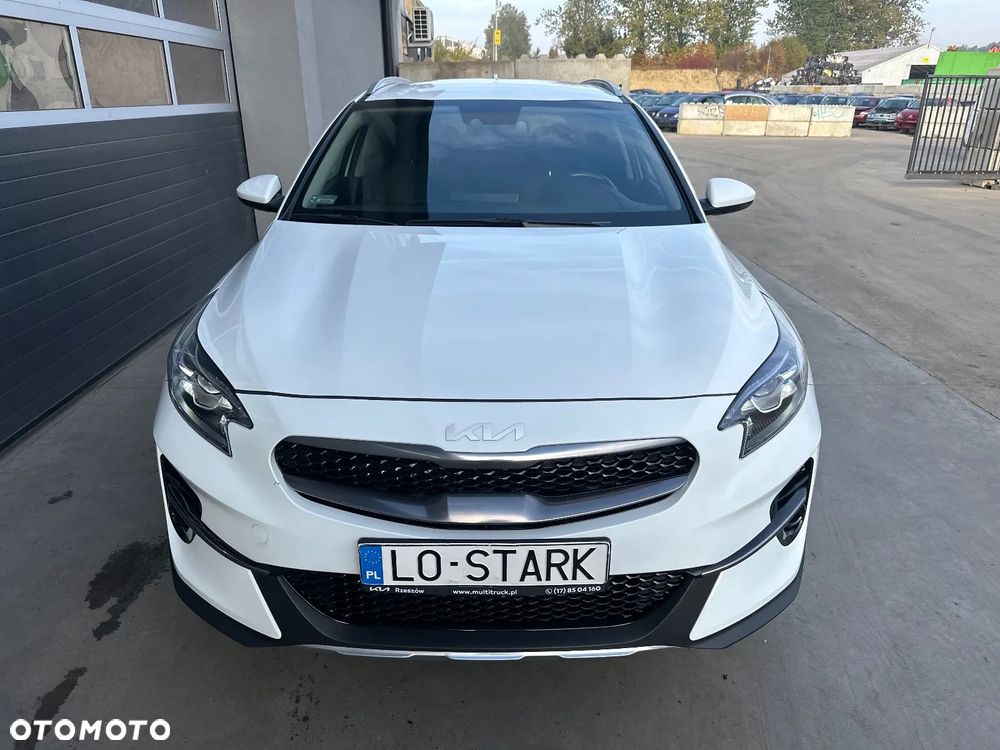 Kia XCeed 1.5 T-GDI M - 4
