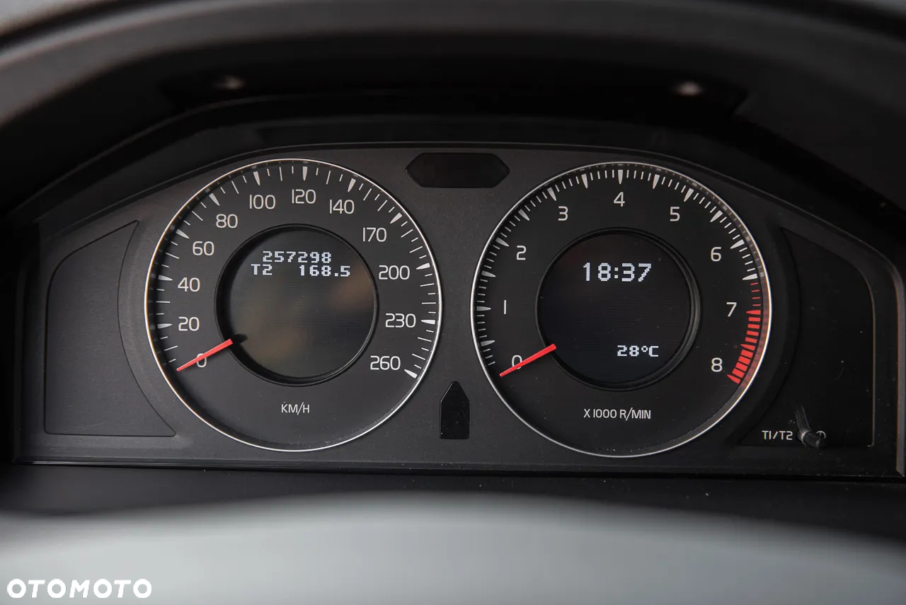 Volvo V70 3.2 AWD Ocean Race - 25