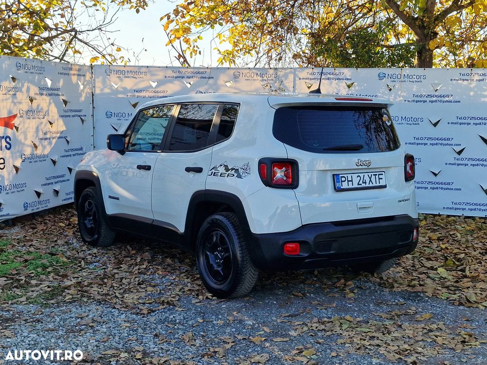 Jeep Renegade 1.6 E-TorQ 4x2 Sport - 8