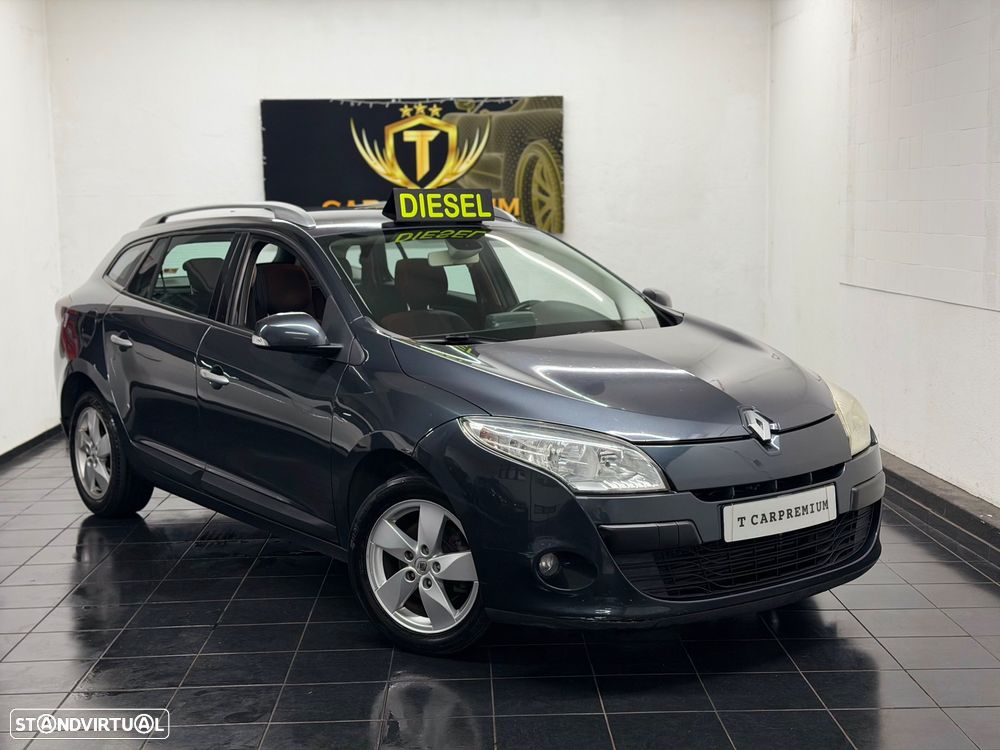 Renault Mégane Sport Tourer 1.5 dCi Dynamique - 1