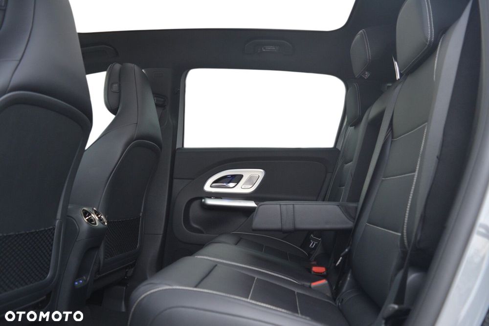 Mercedes-Benz GLB 220 mHEV 4-Matic 8G-eDCT - 9