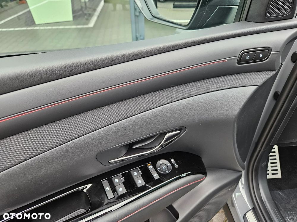 Hyundai Tucson 1.6 T-GDi HEV N-Line Ultimate 2WD - 21