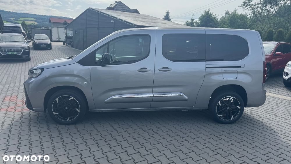 Toyota Proace City Verso Long 1.5 D-4D Family - 7