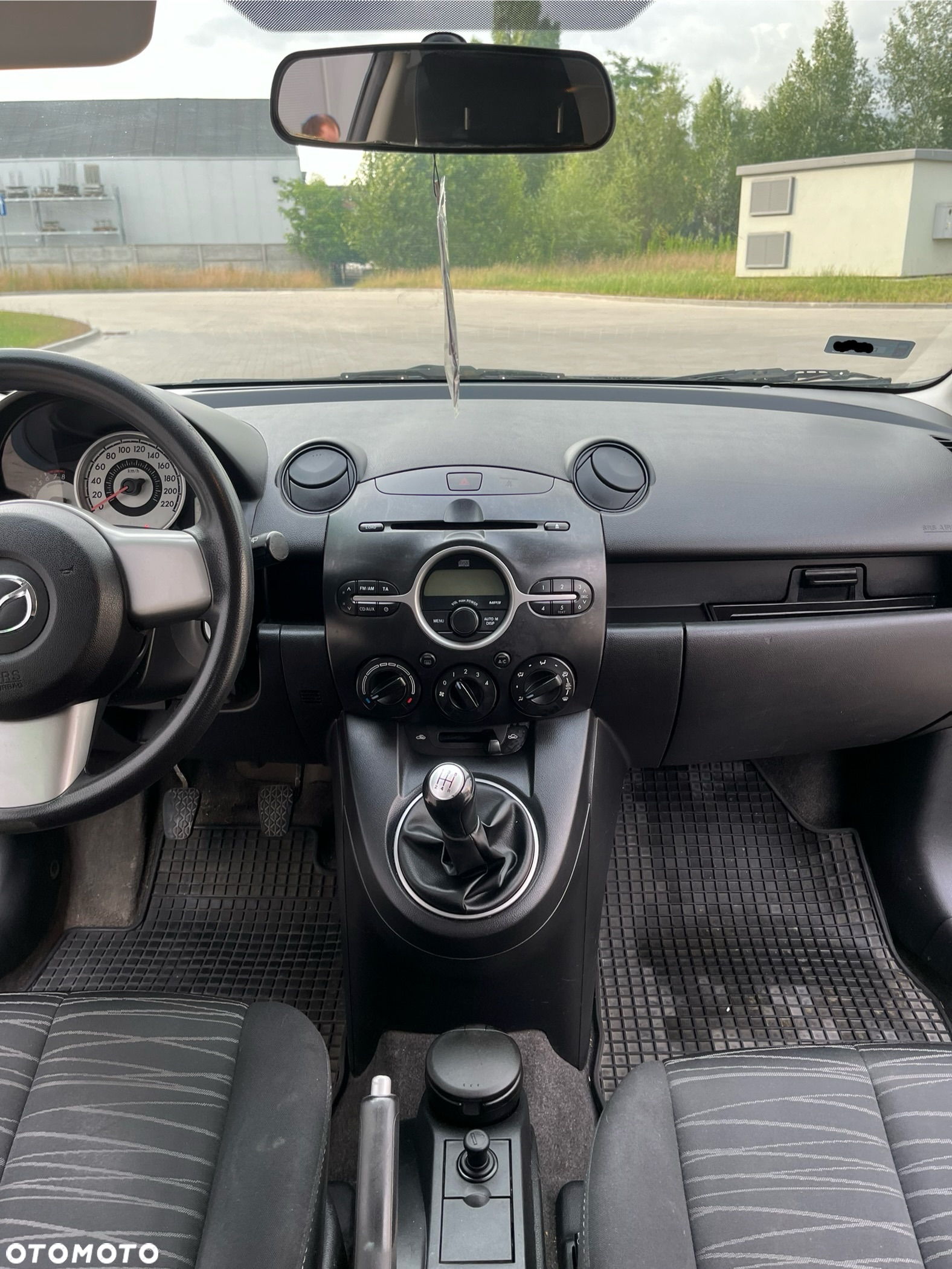 Mazda 2 1.3 Comfort - 27