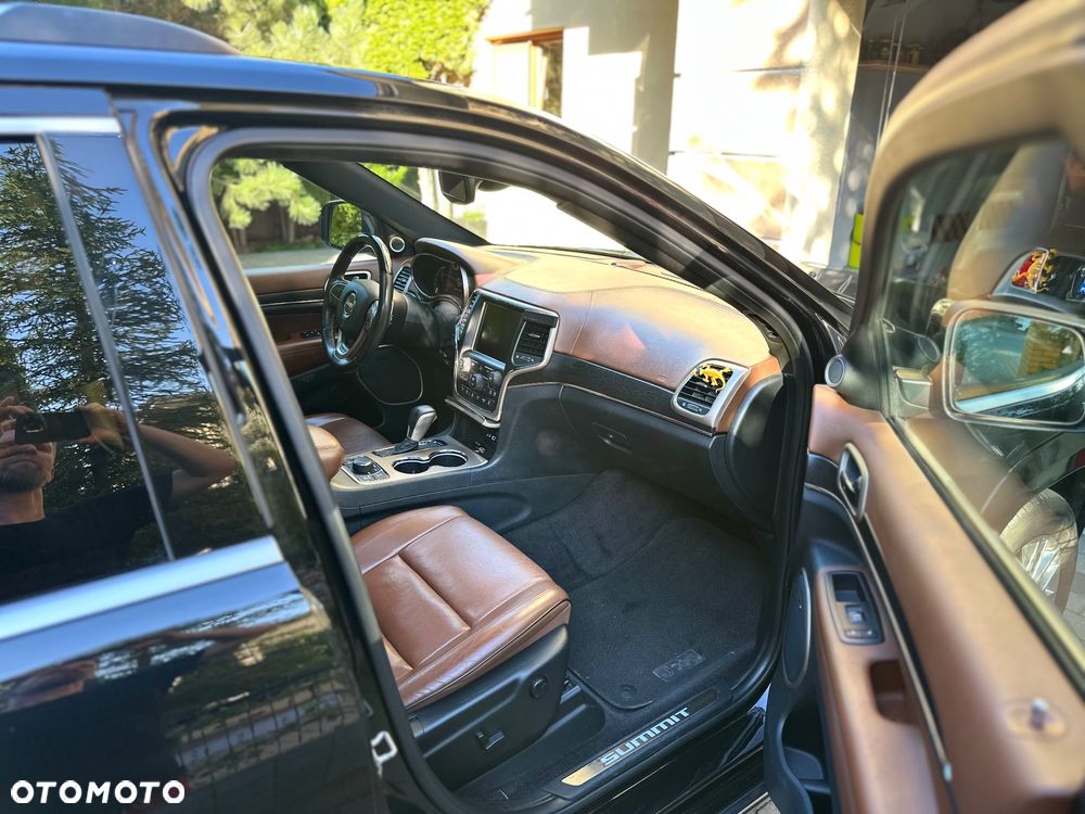 Jeep Grand Cherokee 5.7 V8 Summit - 6