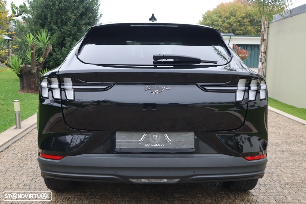 Ford Mustang Mach-E Alargada - 7