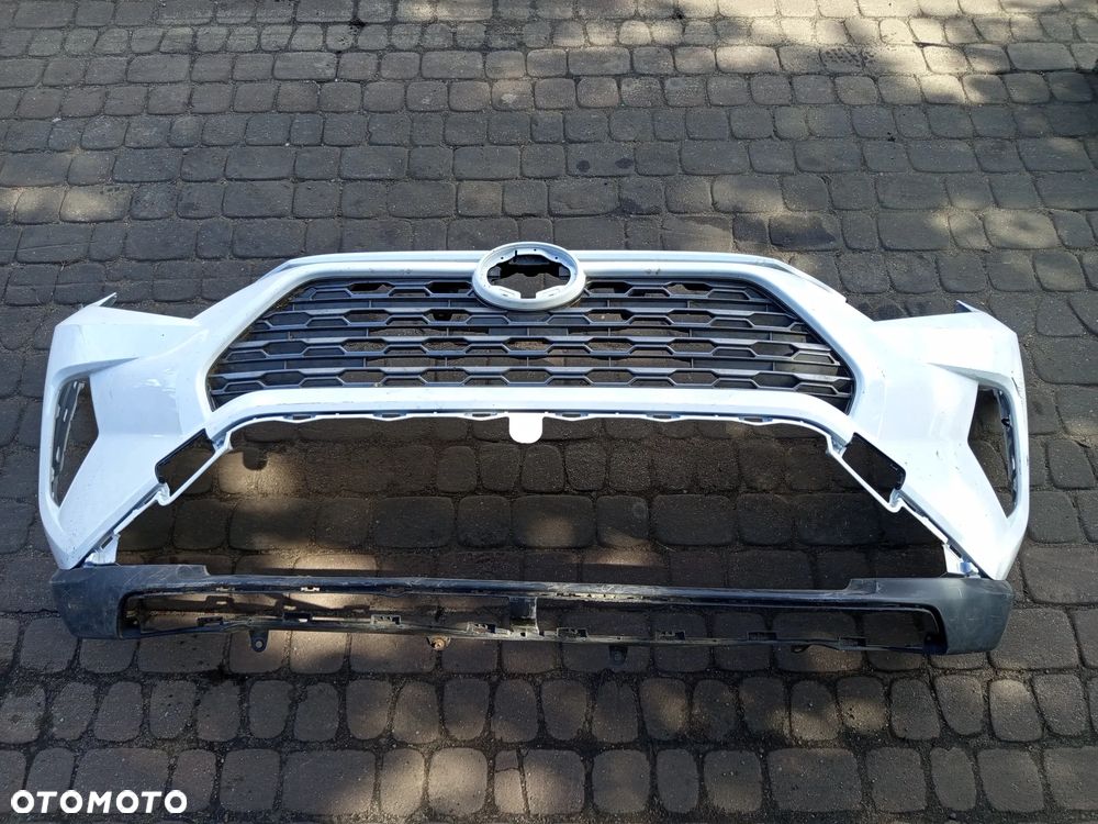 ZDERZAK PRZEDNI TOYOTA RAV4 IV 19- - 1