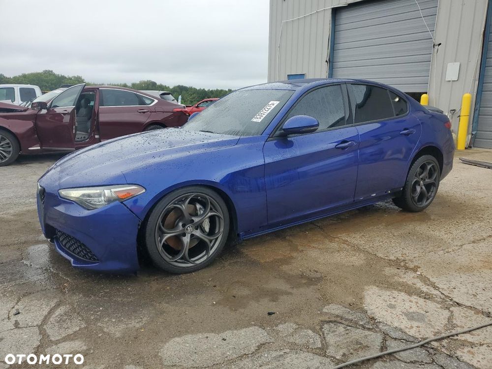 Alfa Romeo Giulia 2.0 Turbo 16V AT8-Q4 Veloce - 25