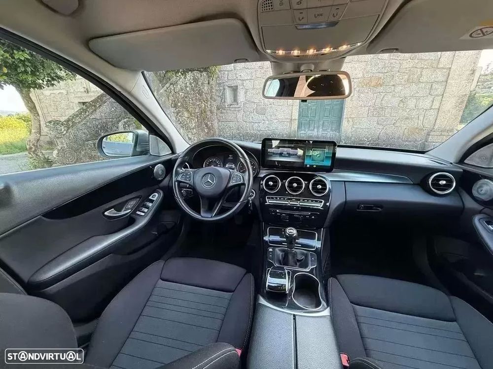 Mercedes-Benz C 220 d Avantgarde+ - 24