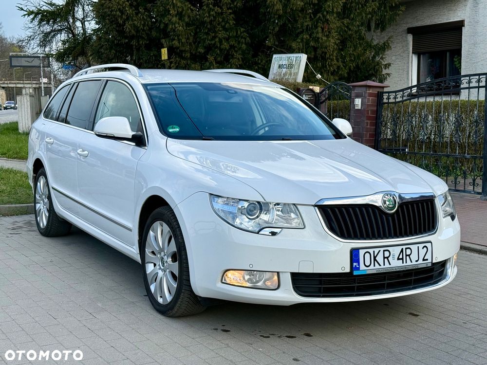 Skoda Superb 2.0 TSI DSG Exclusive - 1