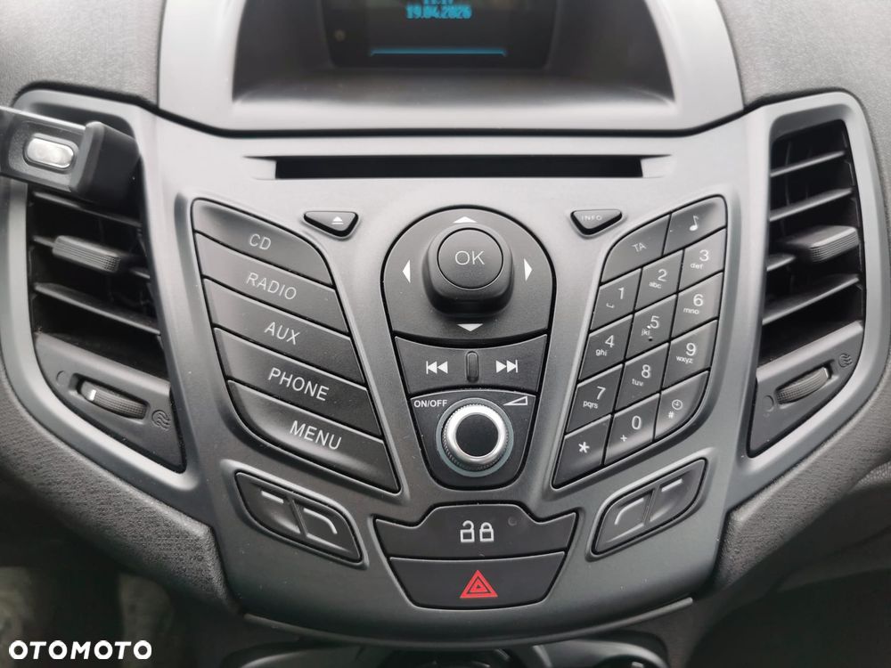 Ford Fiesta - 10