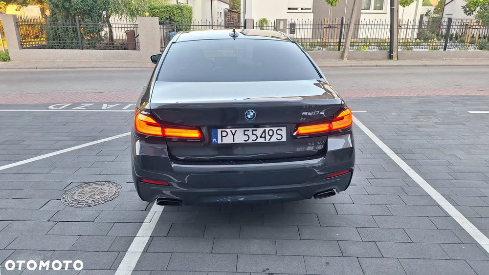 BMW Seria 5 520e M Sport sport - 13