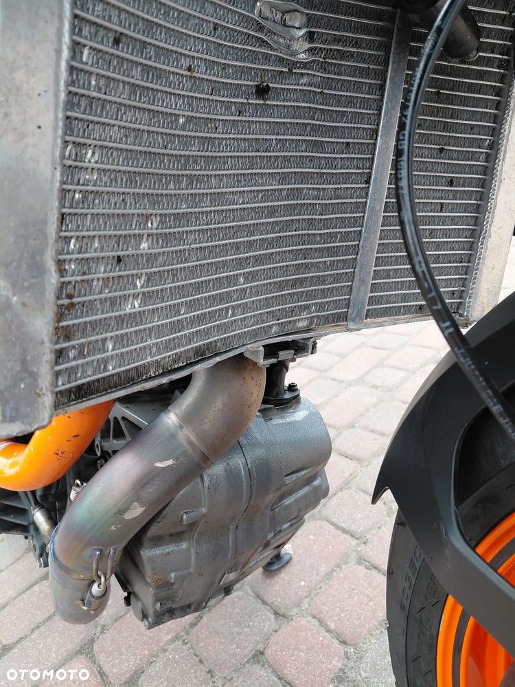 KTM Super Duke - 15