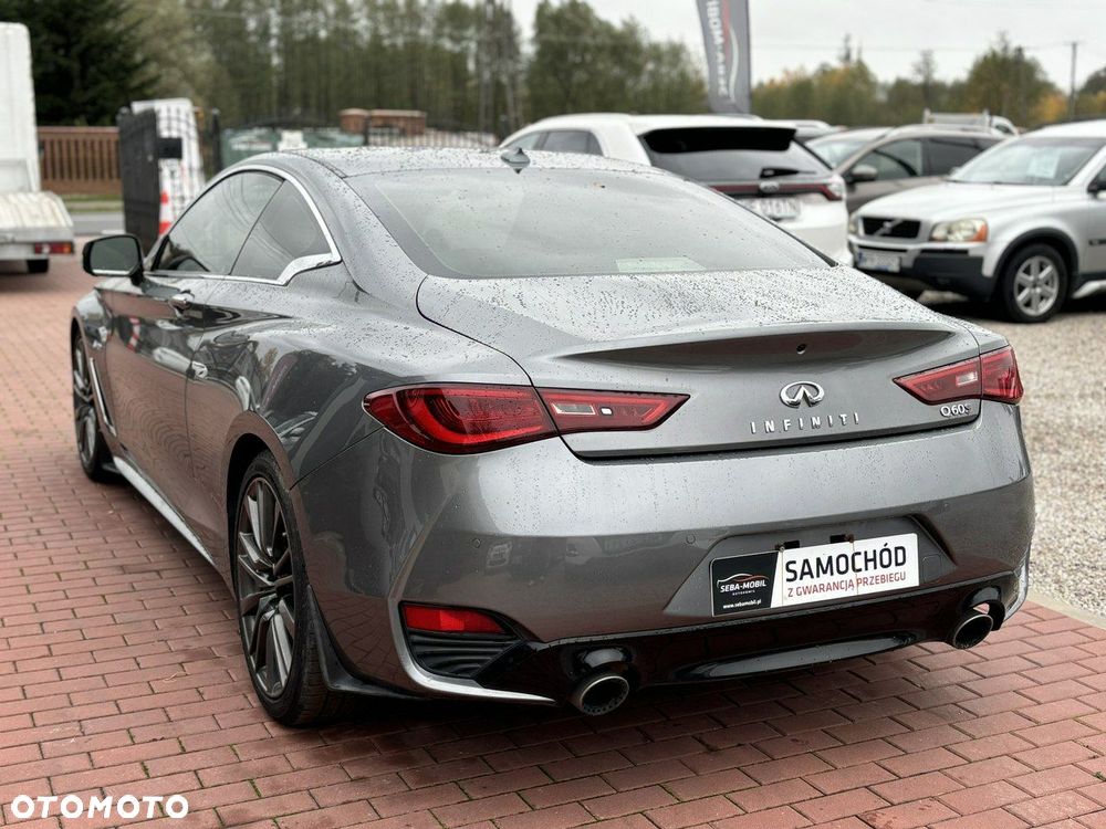 Infiniti Q60 - 11