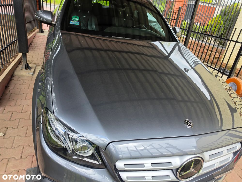 Mercedes-Benz Klasa E 220 d 4-Matic All-Terrain - 19