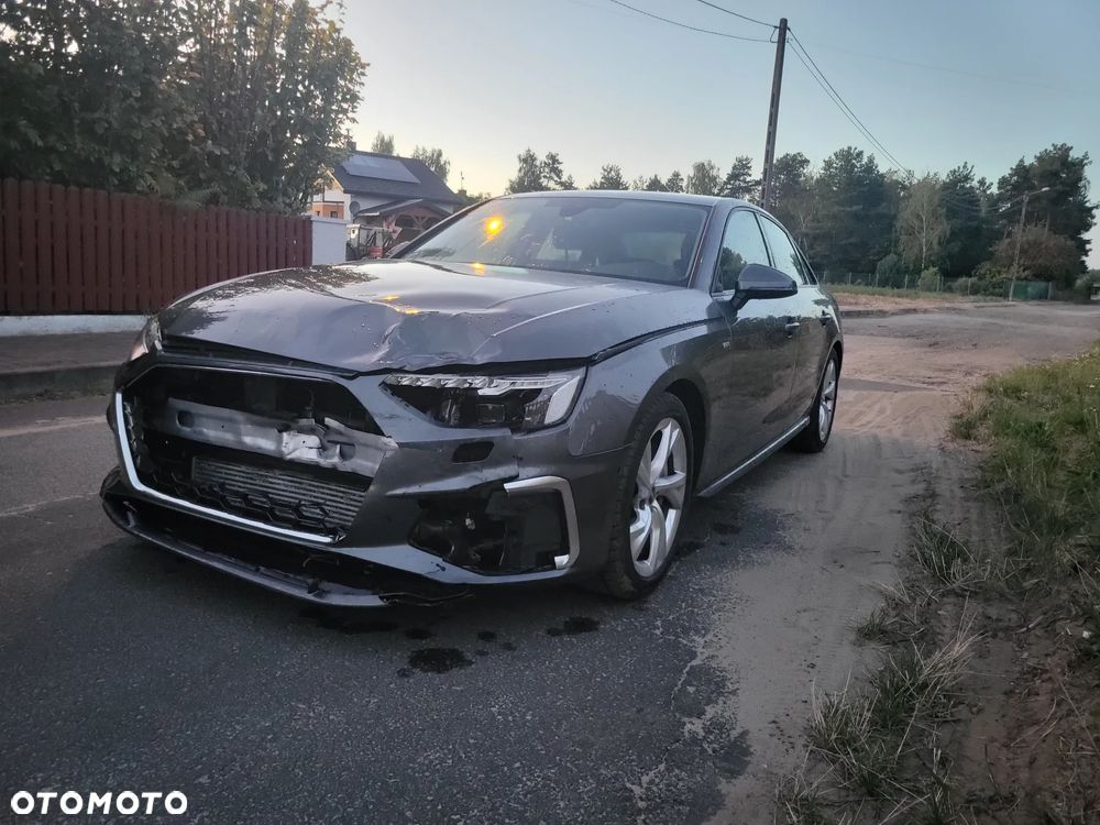 Audi A4 Limousine 40 TFSI mHEV Quattro S Line S tronic - 2