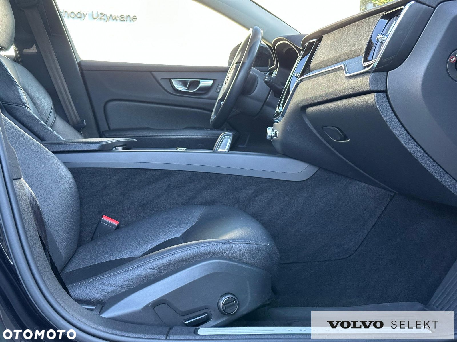 Volvo V60 Cross Country - 34