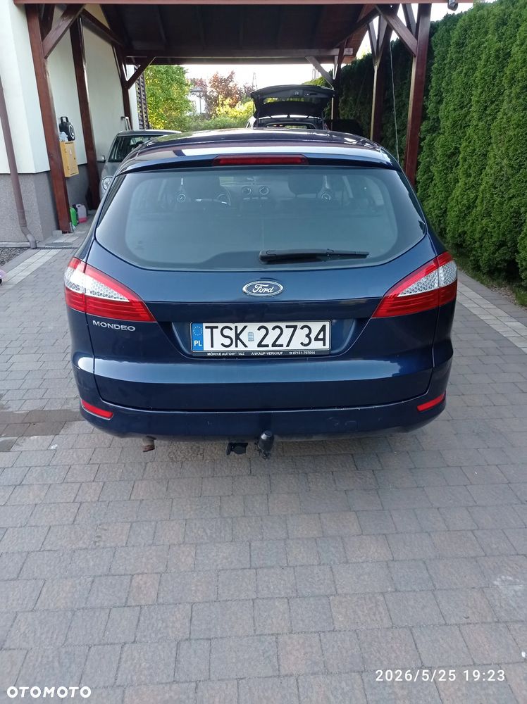 Ford Mondeo 2.0 Ghia - 5