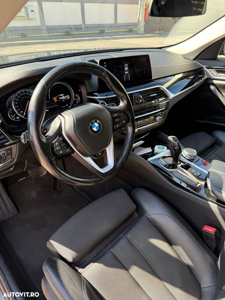 BMW Seria 5 520d AT - 7