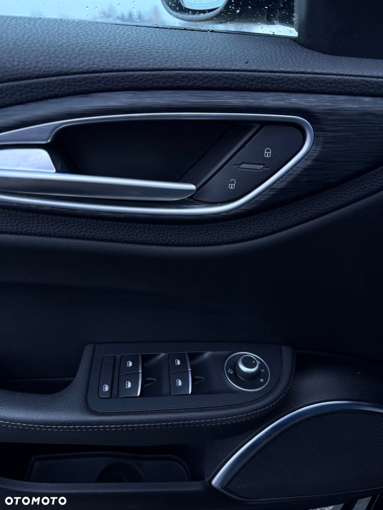 Alfa Romeo Giulia 2.0 Turbo 16V AT8 Veloce - 17