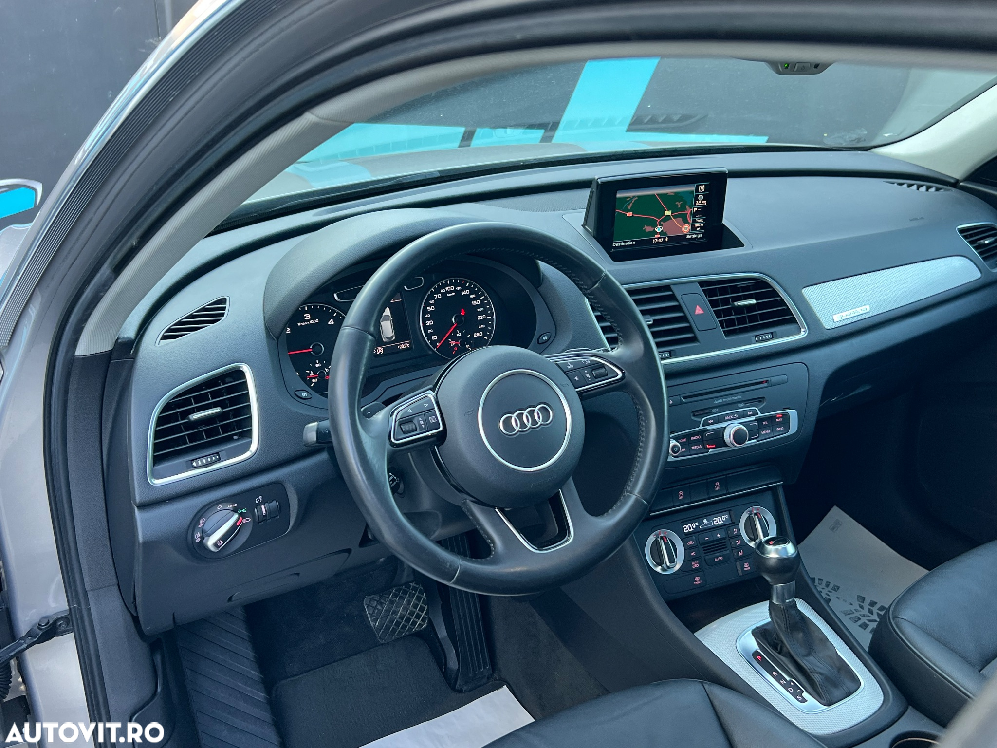 Audi Q3 2.0 TDI Quattro S-Tronic - 11