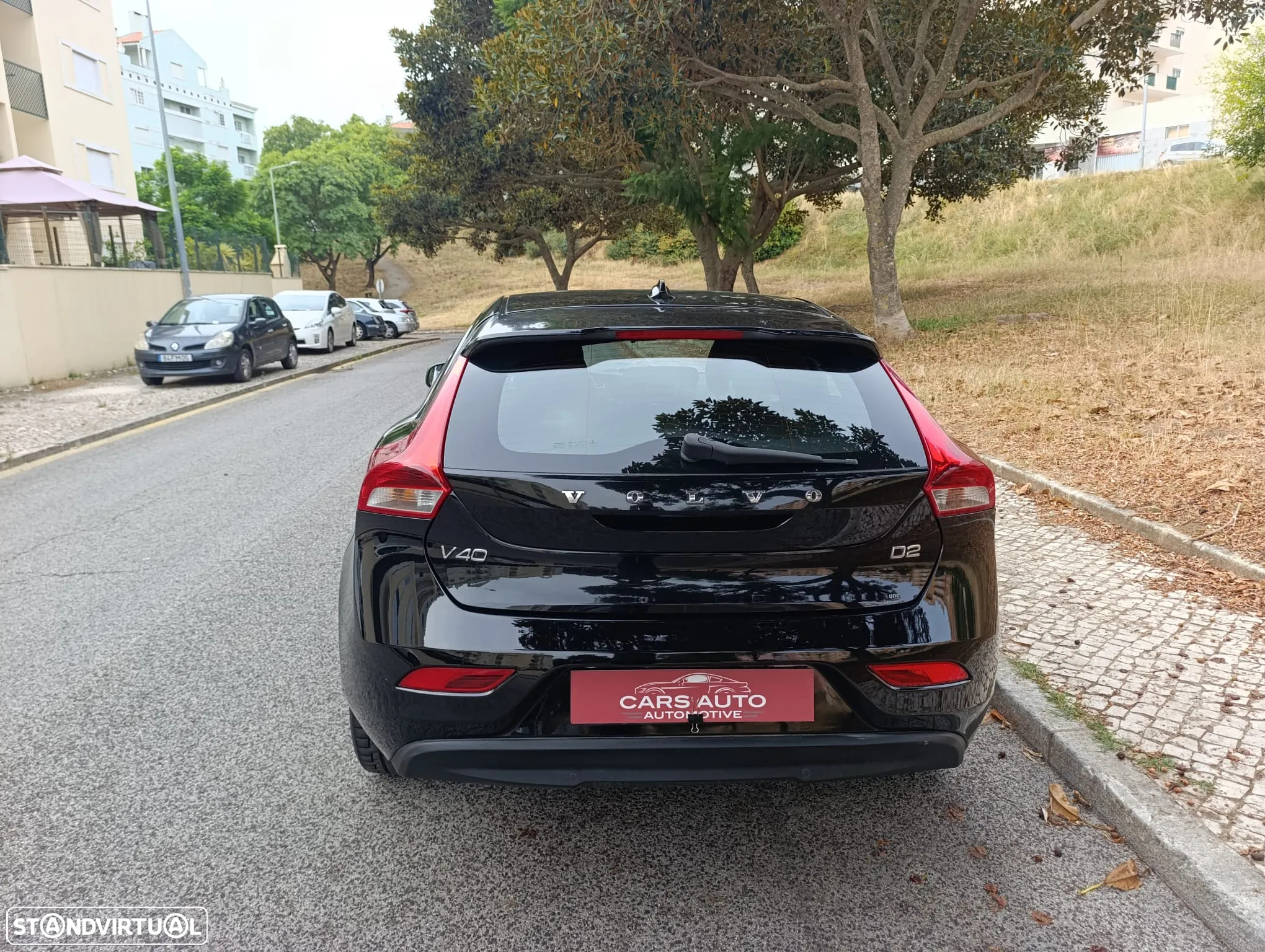 Volvo V40 2.0 D3 Momentum - 8