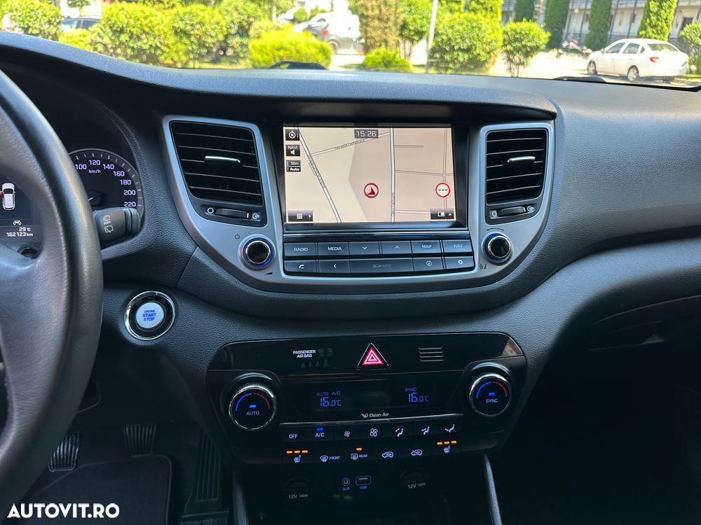 Hyundai Tucson blue 1.7 CRDi 2WD Style - 22
