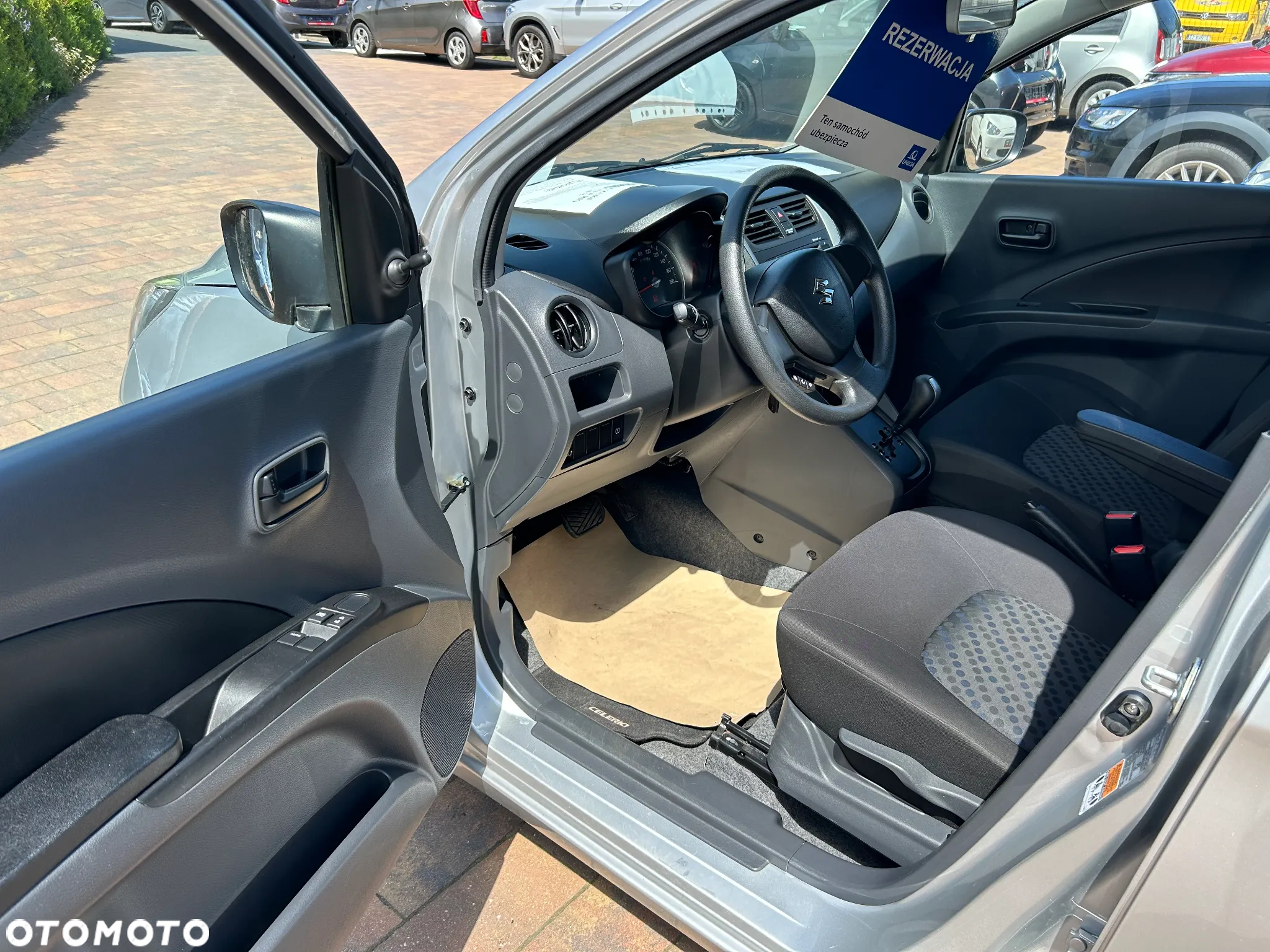 Suzuki Celerio 1.0 Comfort AGS - 8