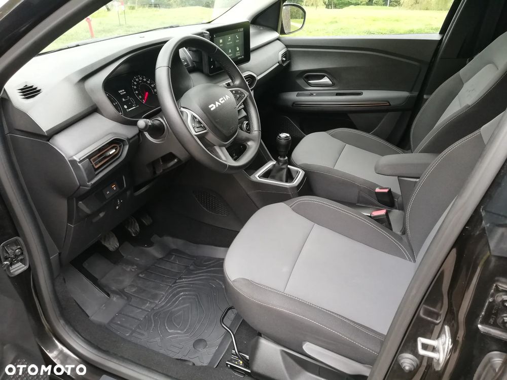 Dacia Jogger 1.0 TCe Expression 7os - 20