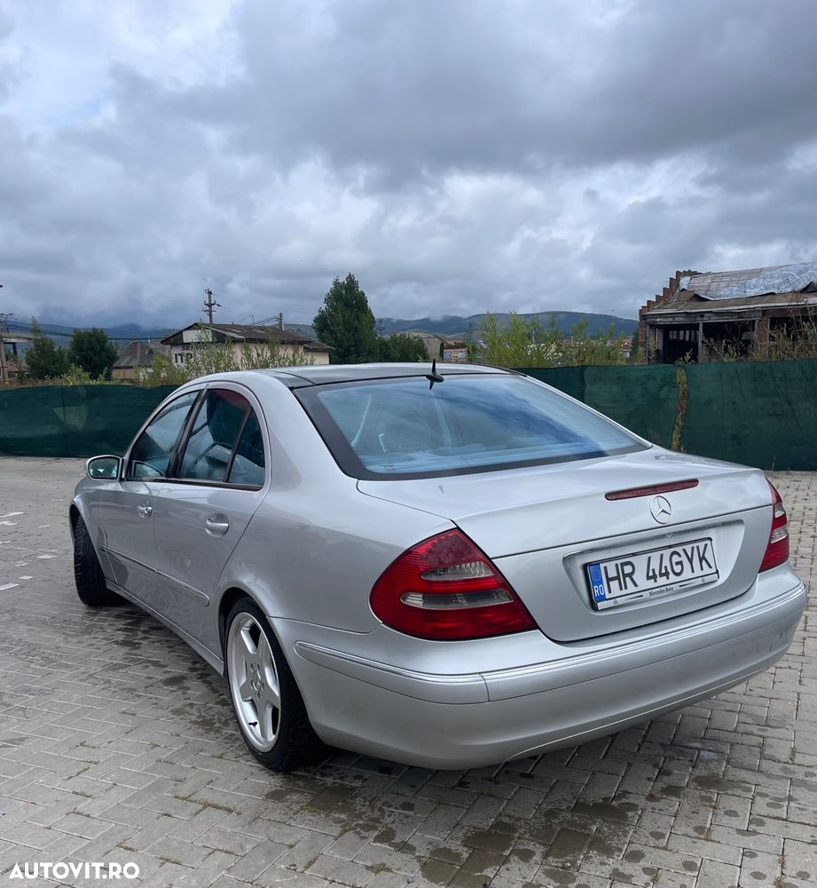 Mercedes-Benz E 270 CDI Avantgarde - 2