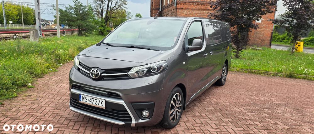 Toyota Proace - 1
