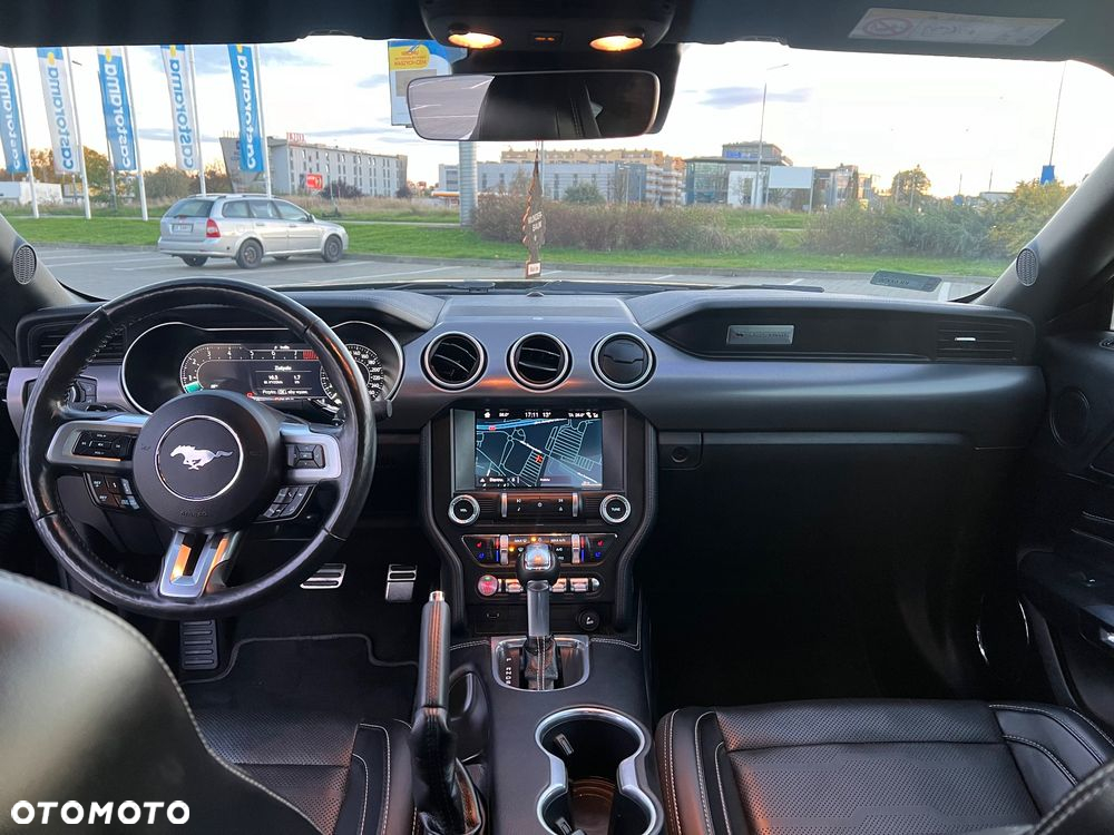 Ford Mustang 5.0 V8 GT - 17