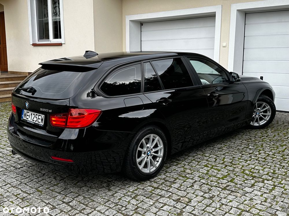 BMW Seria 3 320d - 12