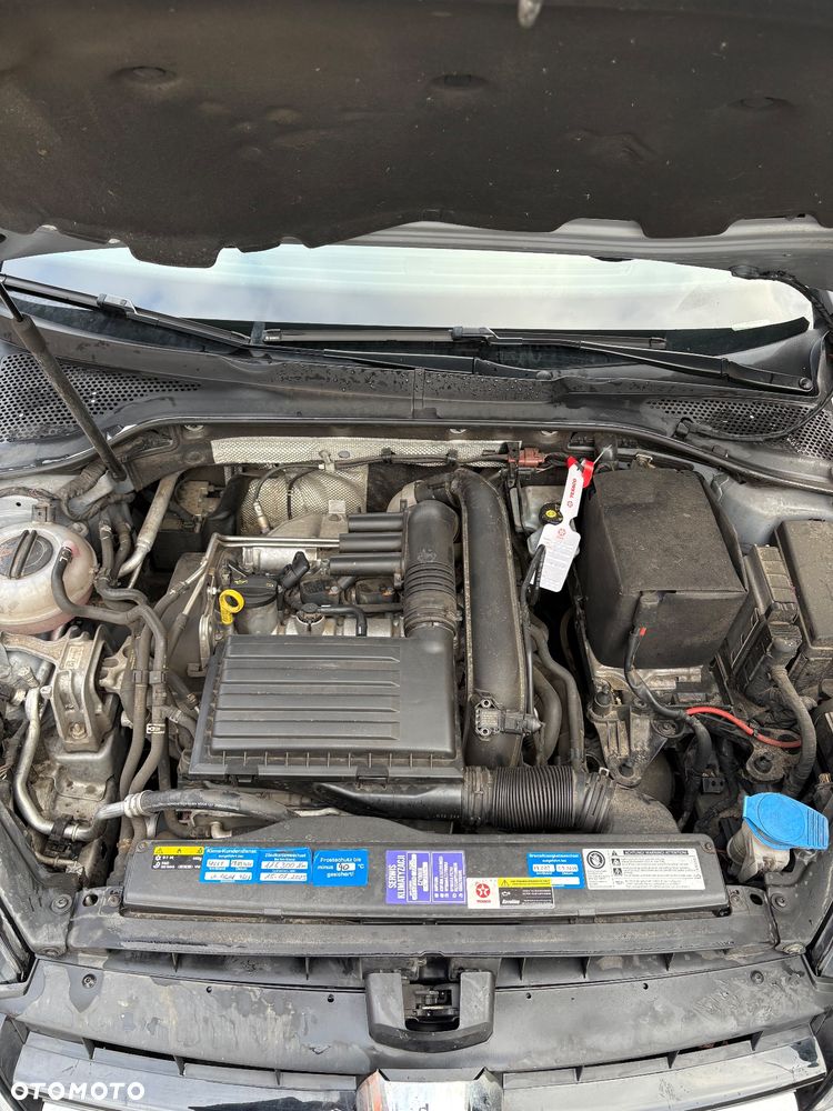 Volkswagen Golf 1.4 TSI BMT Comfortline - 5