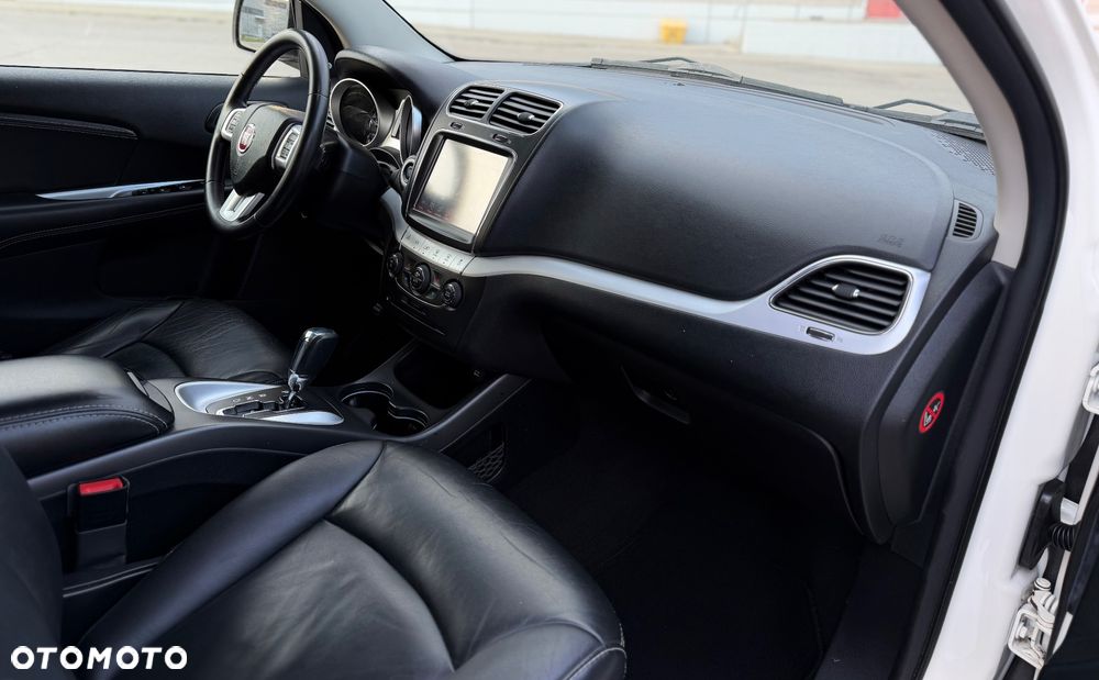 Fiat Freemont 2.0 Multijet 16V DPF Automatik Allrad Lounge - 18
