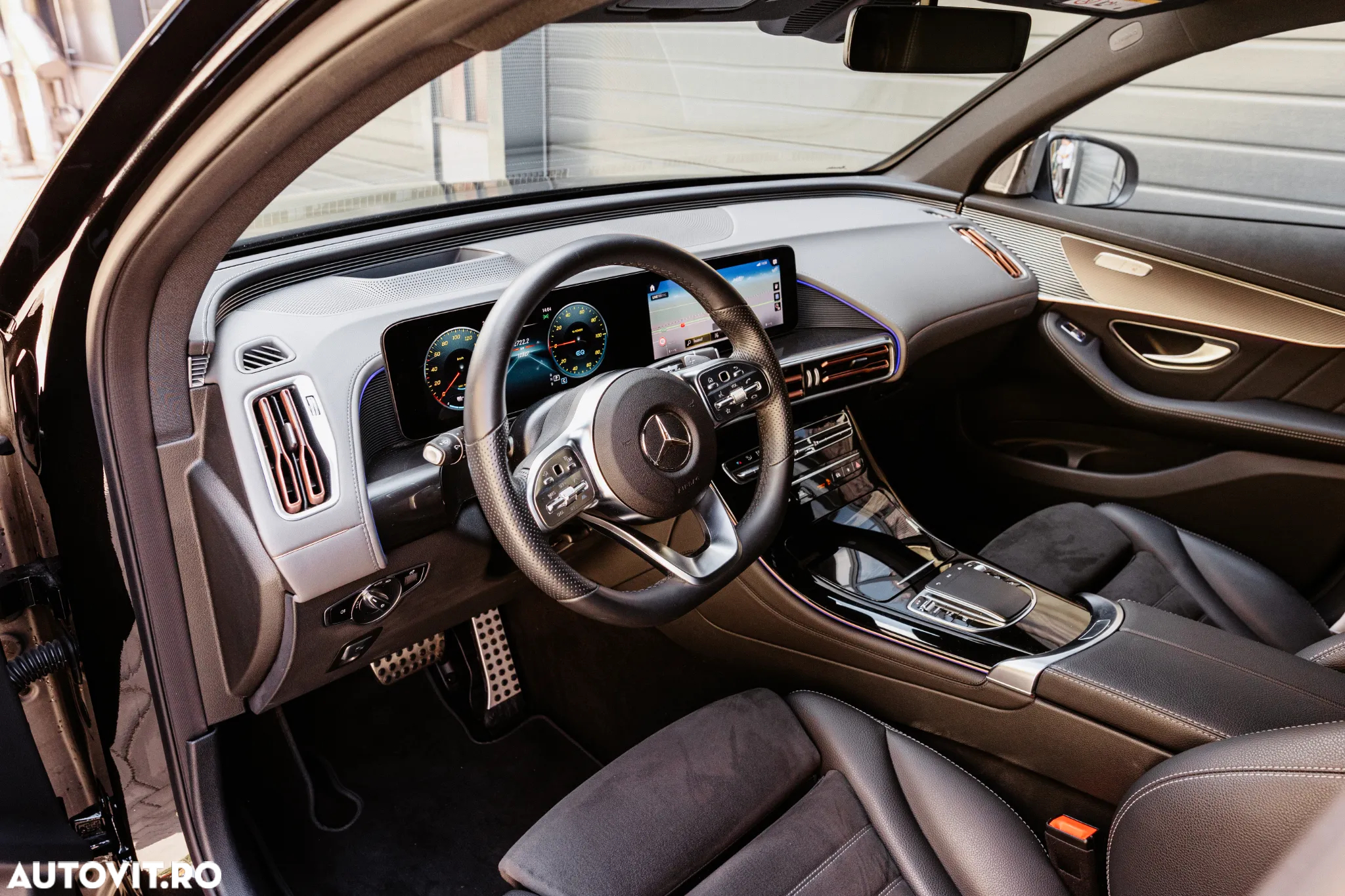 Mercedes-Benz EQC 400 4Matic AMG Line - 11