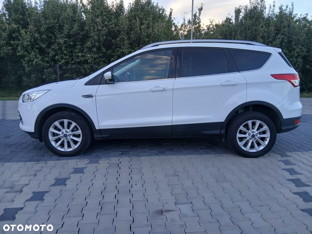 Ford Kuga - 12