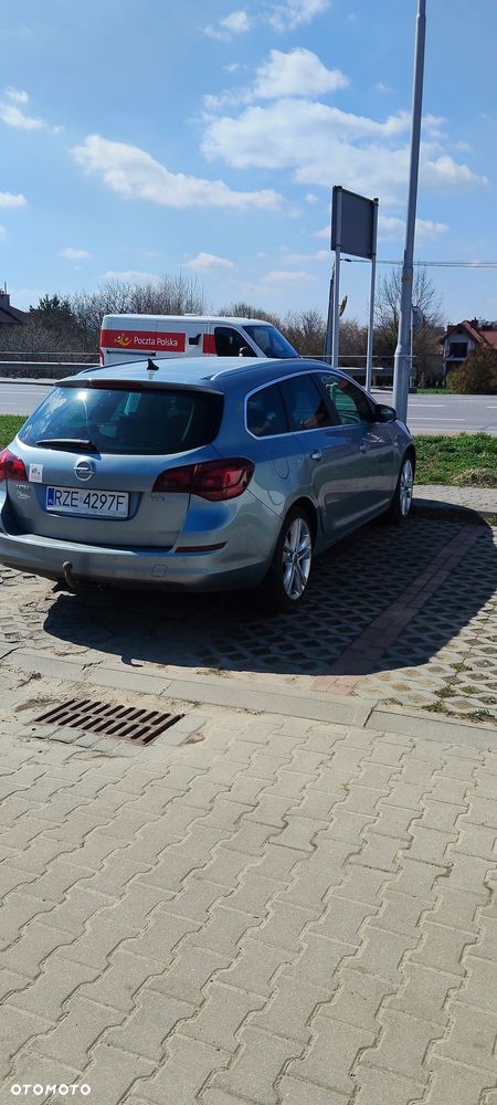 Opel Astra 1.7 CDTI - 9