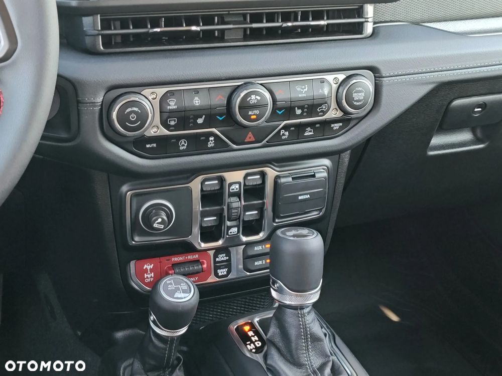 Jeep Wrangler Unlimited GME 2.0 Turbo Rubicon - 16