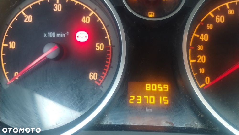 Opel Astra 1.9 CDTI Enjoy - 4