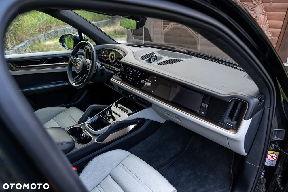 Porsche Cayenne GTS Tiptronic S - 27