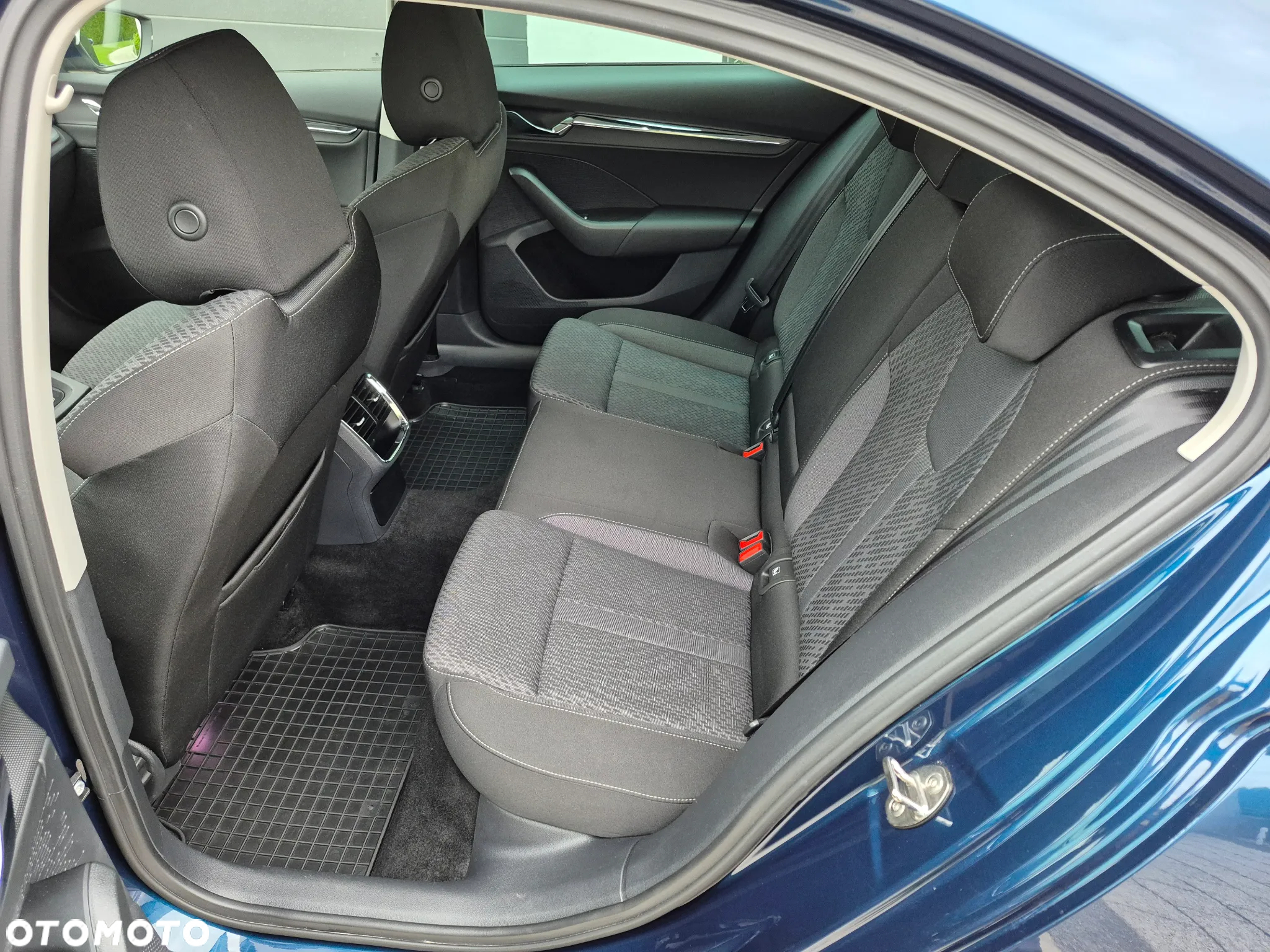 Skoda Octavia 2.0 TDI Style DSG - 6