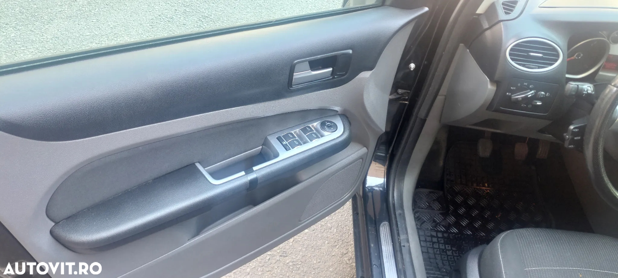 Ford Focus 1.6 TDCi DPF Black Magic - 10
