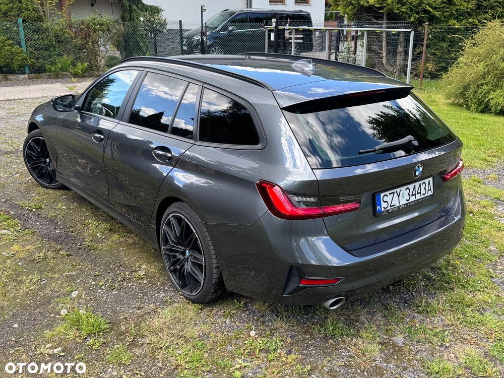 BMW Seria 3 320d xDrive Edition Luxury Line Purity - 10