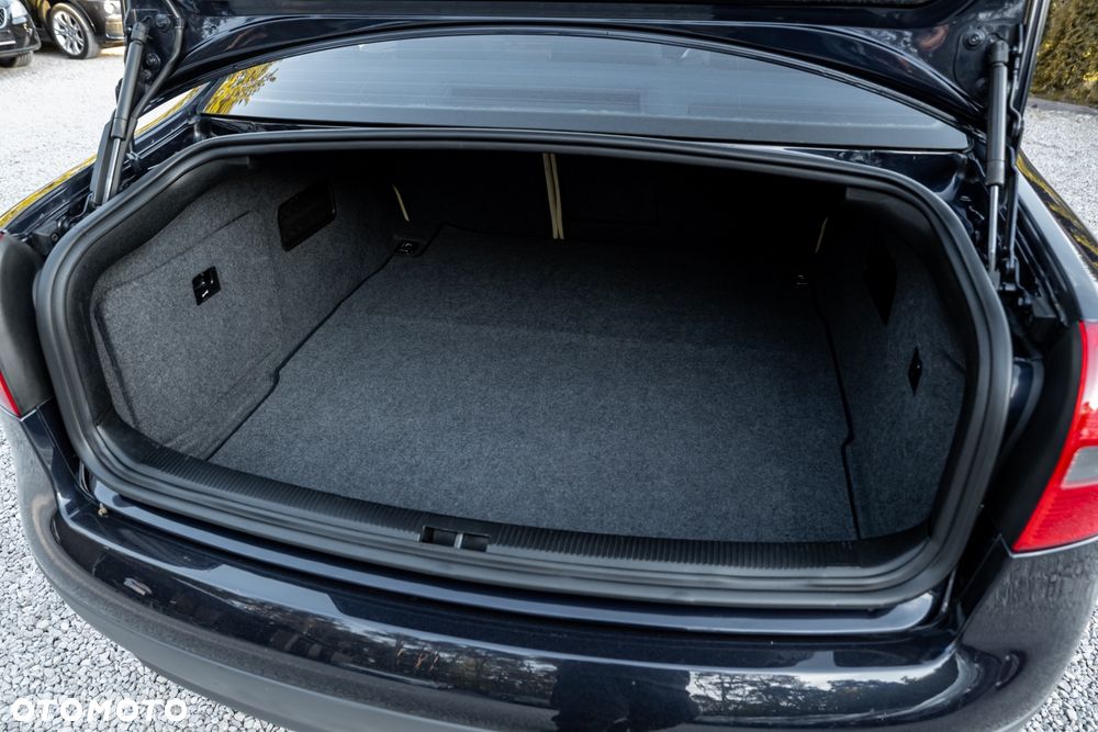 Audi A6 Limousine 2.8 Quattro - 21