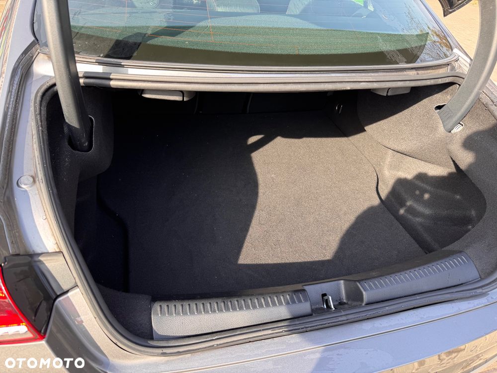 Mercedes-Benz CLA 250 E 8G-DCT - 14